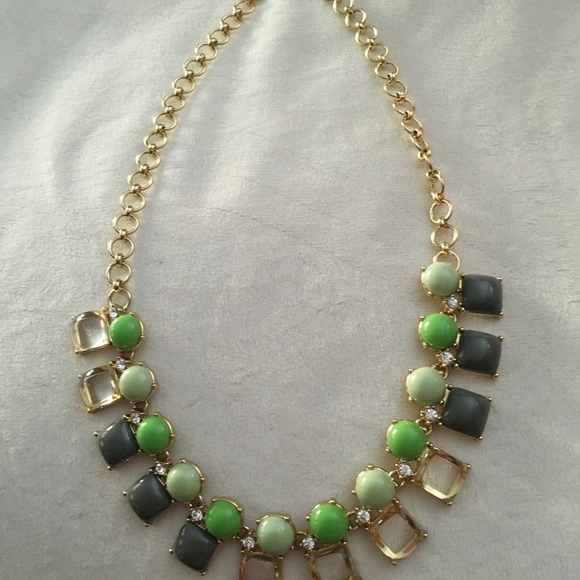 💚J. CREW NECKLACE💚 - Picture 2 of 3